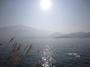 波光和煦，夫妻良辰,夫妻情深共此时